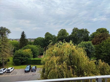 appartement 81m² + balcon