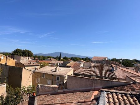 charmante maison de village avec terrasse et vue 360 sur le mont ventoux