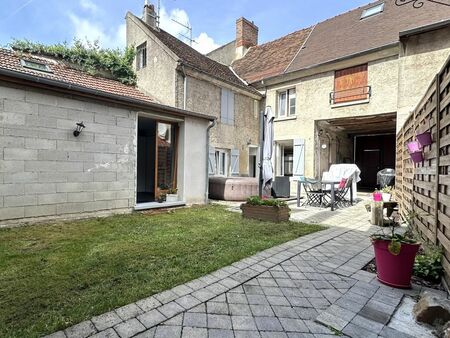 maison située à marines - commodités sur place