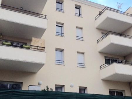 appartement t3 de 61m² plus balcon