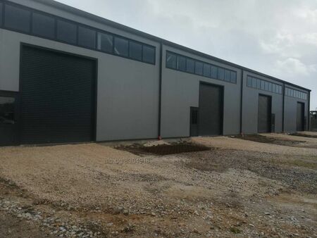 location entrepôt de stockage 150m2 1125 euros ht  1350 euros ttc