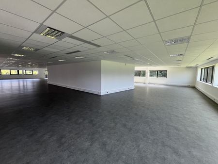 bureau 1 198 m²