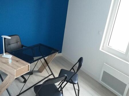 bureau 9 m²