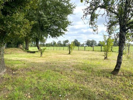 terrain 708 m² saint-thurial