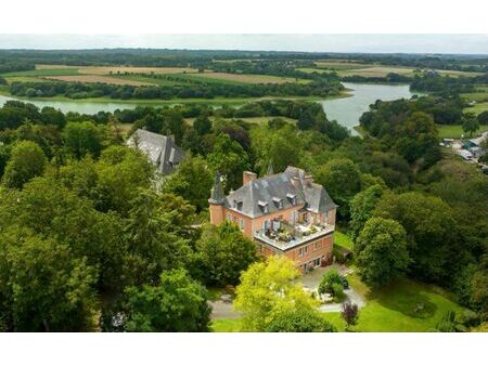 appartement  dans château