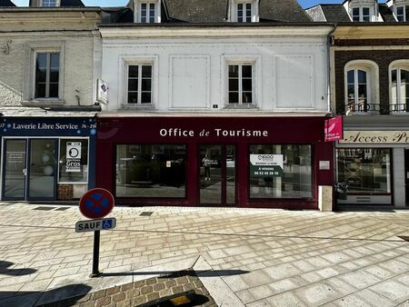 boutique 7 pièces 230 m² beaumont-le-roger