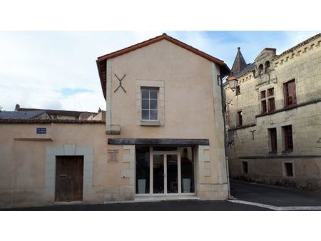 agence d'architecture ( 100 m² ) + maison d'habitation ( 200 m² ) - centre-ville de loudun