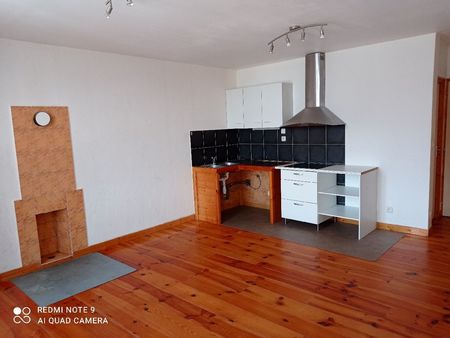 appartement 3 pièces avec dépendances