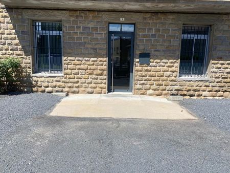 bureaux 5 pièces 68 m² brive-la-gaillarde