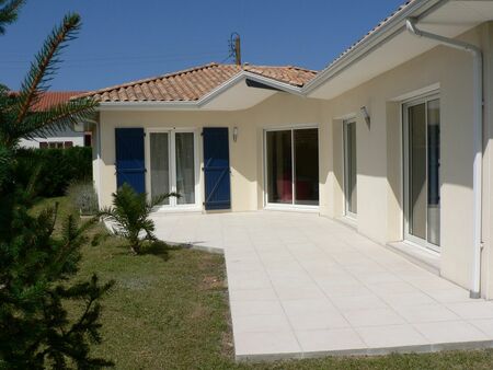 maison meublee plein pied / tarnos plage. location à l’année