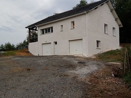 maison  hangars  terres agricoles