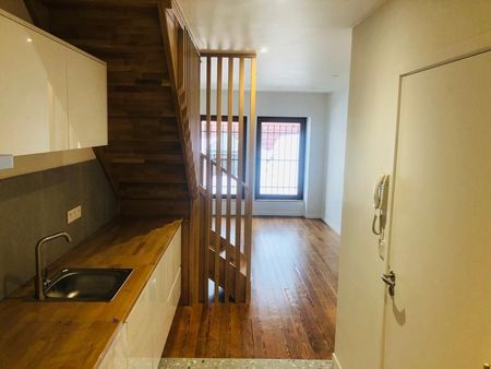 appartement duplex - disponible au 15 octobre 2024