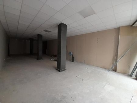 local commercial 120 m²