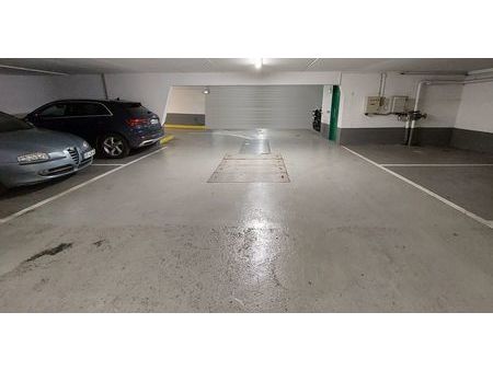 parking à louer