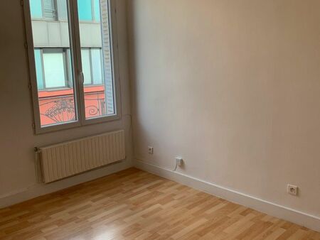 location: 2 pièces 37m2 plein centre ville du perreux-sur-marne