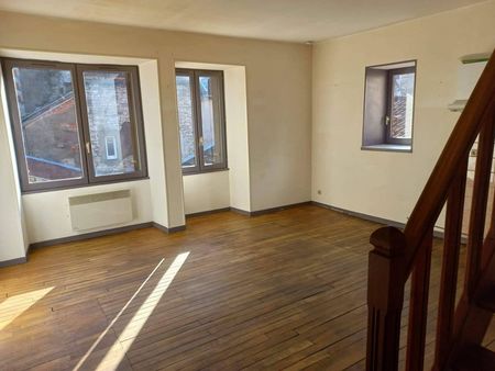 appartement f3 duplex plein centre-ville chaumont