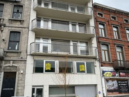 plateau de bur. de +- 130m² avec emplac. de park. fermé