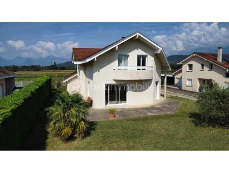 maison de 143 m² à varces-allieres-et-risset