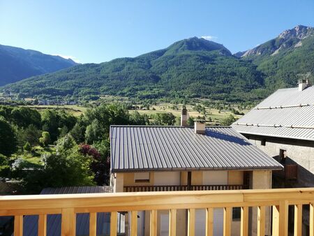 a louer duplex f5 briançon saint-blaise