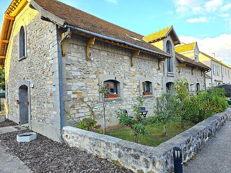 charmante maison en pierre entièrement rénovée