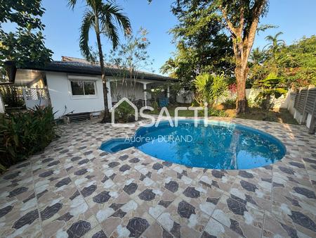 villa t4 de plain pied avec piscine terrasse et jardin