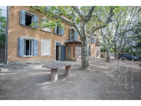 maison provençale à vendre dans le quartier sud