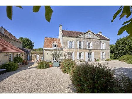 entre caen et la mer - maison de maitre avec piscine