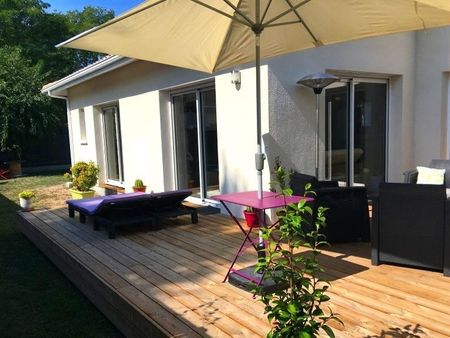 charmante maison individuelle à gradignan - 122m² avec patio  jardin  piscine et prestatio