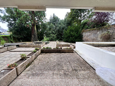 nantes - apparement meuble de 37m² avec terrasse