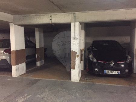 parking à louer