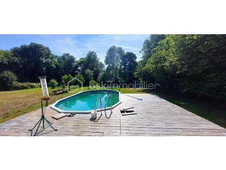 vente longère et corps de ferme piscine à secondigny (79130) : à vendre piscine / 164m² se