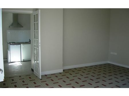 location appartement  78 m² t-3 à castres  525 €