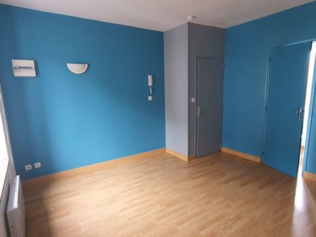 studio 19m² pour etudiant(e) ou formation longue duree