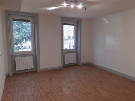 joli appartement en plein centre