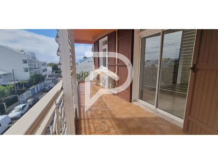 appartement saint denis 4 pièce(s) 73.83 m2