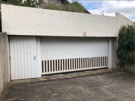 garage 12m2   résidence le douc1