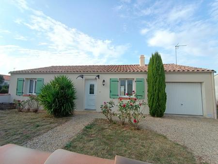 vente maison à luçon (85400) : à vendre / 92m² luçon