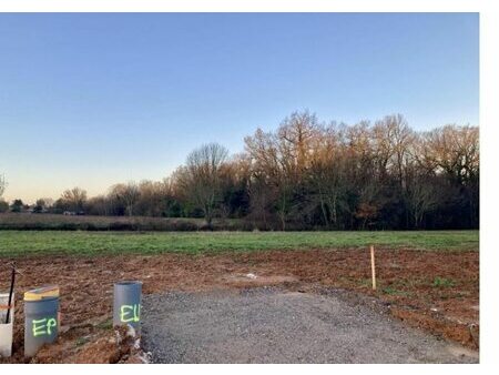 vente terrain 800 m²