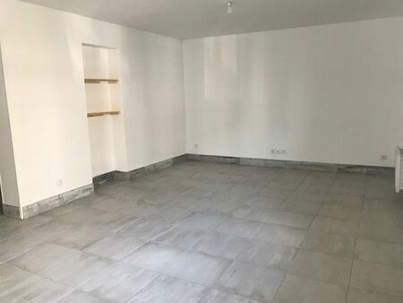 appartement t2 45m2 + garage + parking