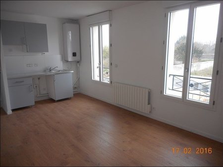 location appartement 1 pièce 24 m²