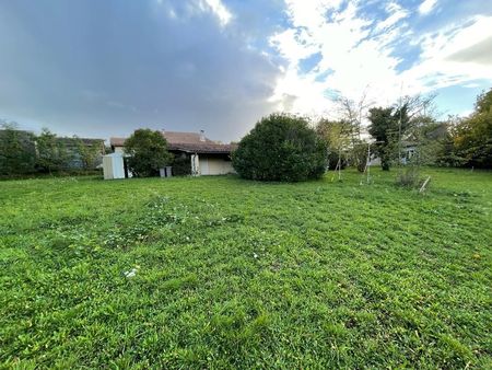 terrain 645m² avec garage  ayguemorte les graves  libre de constructeur