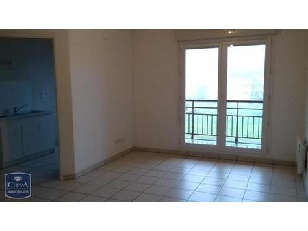 location appartement 4 pièces à lisieux hauteville saint-exupery (14100) : à louer 4 pièce