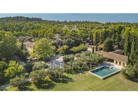 authentic mas with stunning natural surroundings  saint remy de provence  pr 13210 villa/t