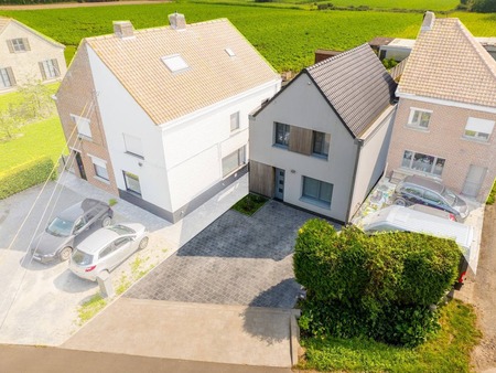 huis te koop in langemark-poelkapelle met 3 slaapkamers