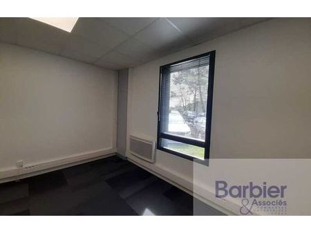 location bureau 1 pièce 13 m² vannes (56000)