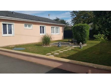 charmante maison avec piscine et jacuzzi