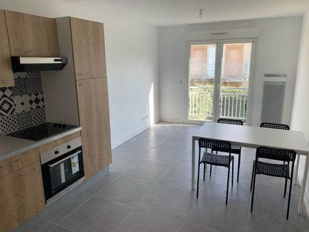 appartement meublé 2 pièces saint quentin de baron