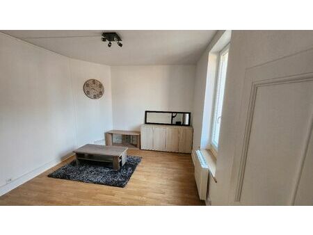 studio t1 25m2 saint denis les bourg bus moins 100m