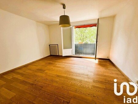 location appartement 3 pièces de 53 m² à bry