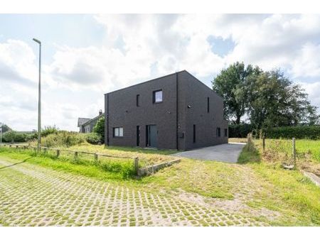 prachtige recente eigendom op 557m²